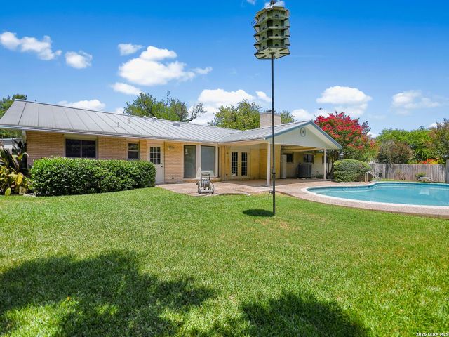 134 Meadowood Lane, San Antonio, TX 78216
