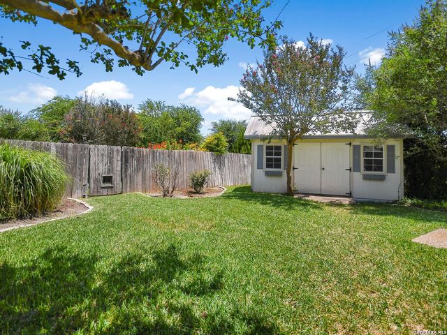 134 Meadowood Lane, San Antonio, TX 78216