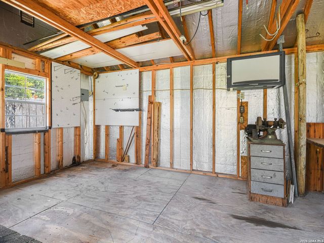 134 Meadowood Lane, San Antonio, TX 78216
