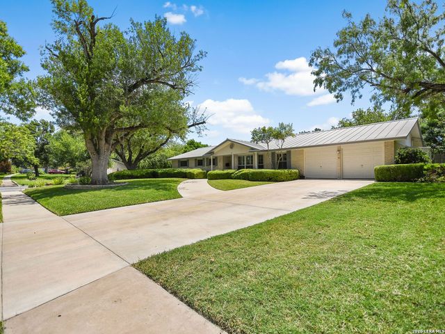 134 Meadowood Lane, San Antonio, TX 78216