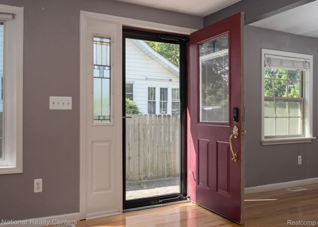 402 N West Street, Royal Oak, MI 48067