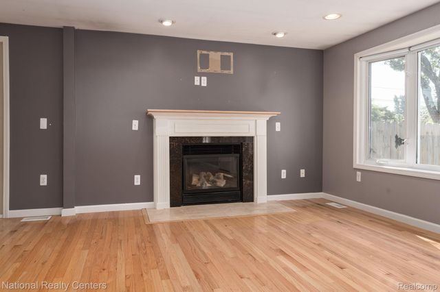 402 N West Street, Royal Oak, MI 48067