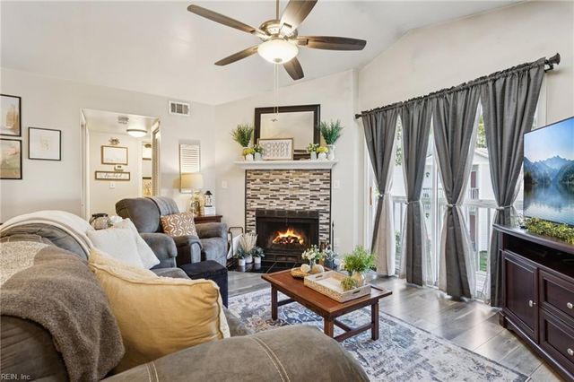 2108 Rocky Point RN D, Chesapeake, VA 23320