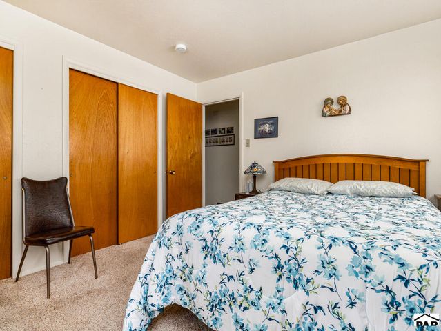 32 Loyola Lane, Pueblo, CO 81005