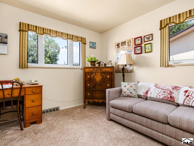 32 Loyola Lane, Pueblo, CO 81005