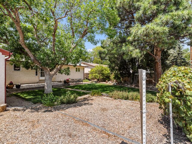32 Loyola Lane, Pueblo, CO 81005