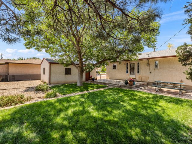 32 Loyola Lane, Pueblo, CO 81005