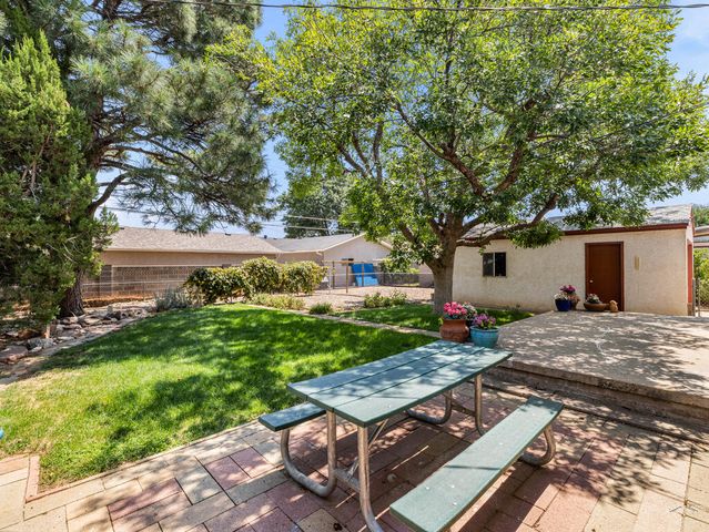 32 Loyola Lane, Pueblo, CO 81005
