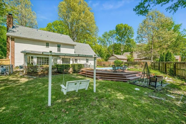 8199 KIMRIDGE DR, Germantown, TN 38138