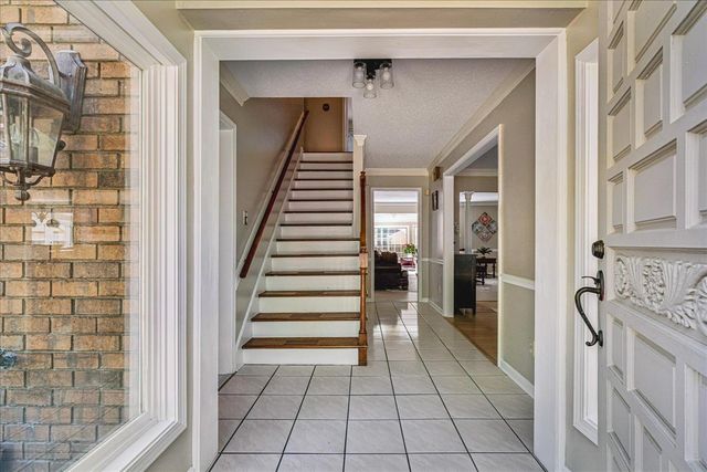 8199 KIMRIDGE DR, Germantown, TN 38138