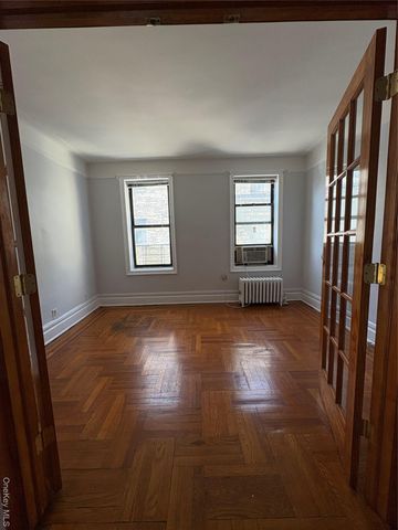 5005 43rd Avenue 5H, Woodside, NY 11377