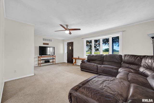 7701 W PLANK Road, Peoria, IL 61604