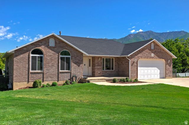 1832 E 7880 S, South Weber, UT 84405