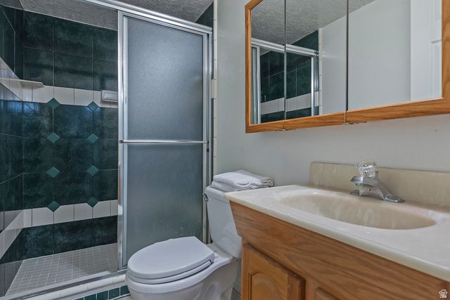 1832 E 7880 S, South Weber, UT 84405