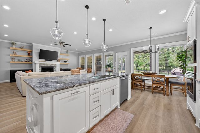 1931 Shepherd Boulevard, Centerton, AR 72719