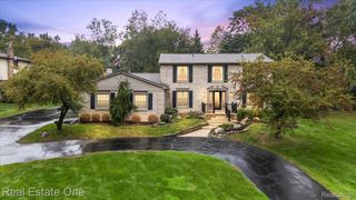 1854 Ludgate Lane, Rochester Hills, MI 48309