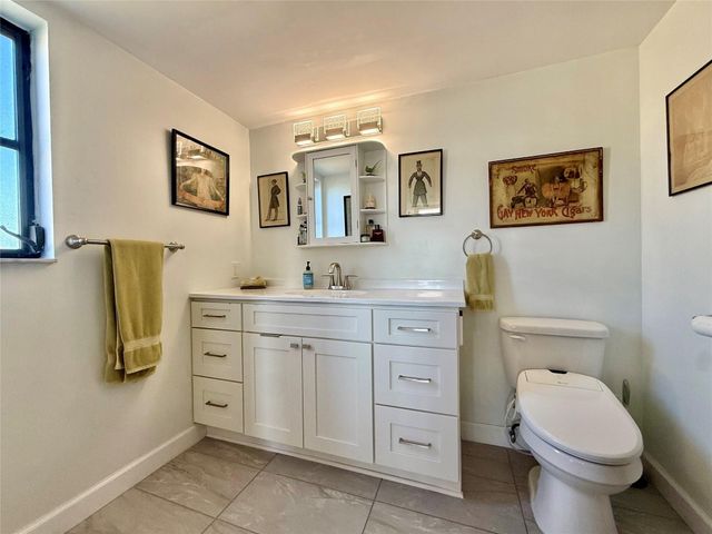 2112 S Cypress Bend Drive 508, Pompano Beach, FL 33069