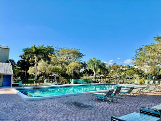 2112 S Cypress Bend Drive 508, Pompano Beach, FL 33069