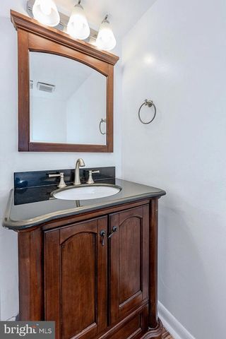 18200 SMOKE HOUSE CT, Germantown, MD 20874