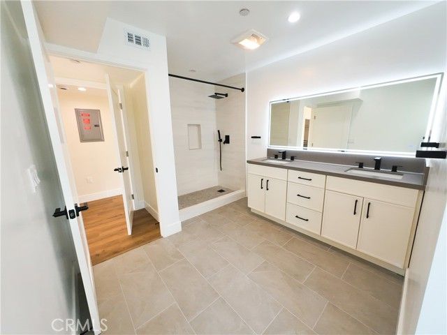 6628 Camellia Avenue 6630, North Hollywood (los Angeles), CA 91606