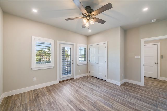 272 Marco Lane, Port Aransas, TX 78373