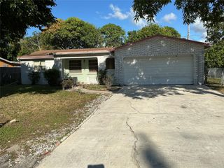 3807 N Shore Dr, West Palm Beach, FL 33407
