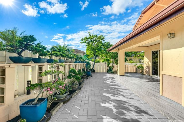 91-1008 Makahaiaku Street, Kapolei, HI 96707