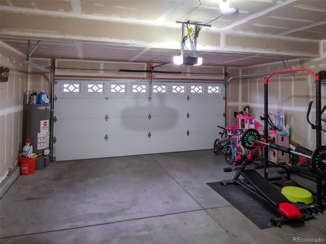 5560 Lewiston St, Denver, CO 80239