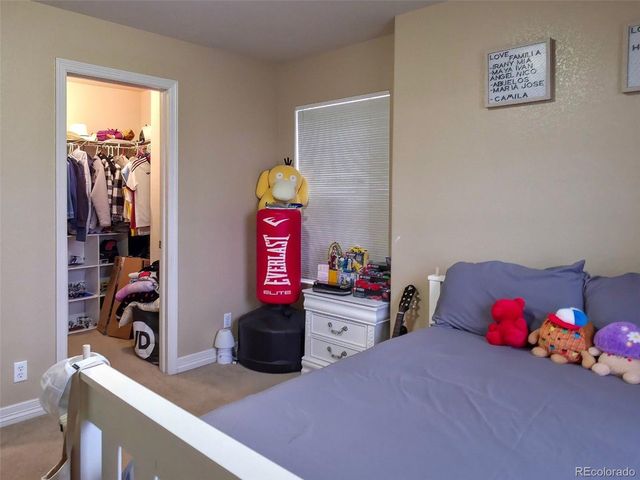 5560 Lewiston St, Denver, CO 80239