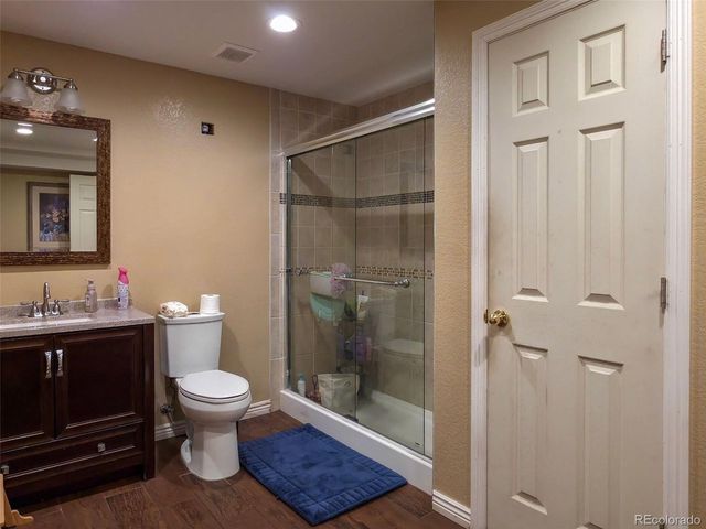 5560 Lewiston St, Denver, CO 80239