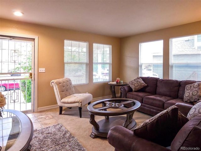 5560 Lewiston St, Denver, CO 80239