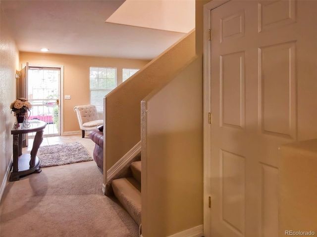 5560 Lewiston St, Denver, CO 80239