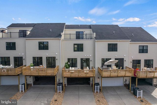 10939 PINNACLE GREEN RD, Upper Marlboro, MD 20774