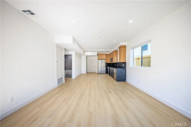 1021 Citrus Avenue 3, Los Angeles, CA 90019