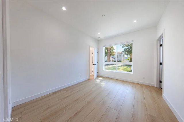 1021 Citrus Avenue 3, Los Angeles, CA 90019