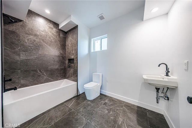 1021 Citrus Avenue 3, Los Angeles, CA 90019
