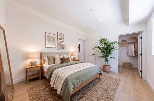 1021 Citrus Avenue 3, Los Angeles, CA 90019