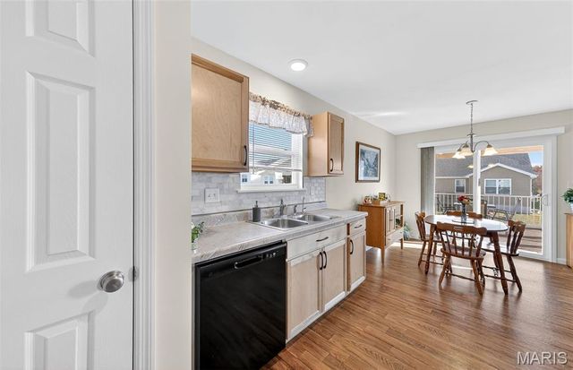 302 Freedom Drive, Foristell, MO 63348