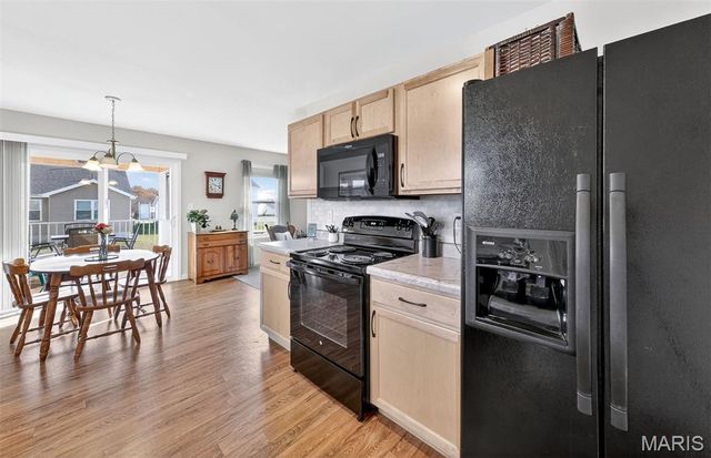 302 Freedom Drive, Foristell, MO 63348