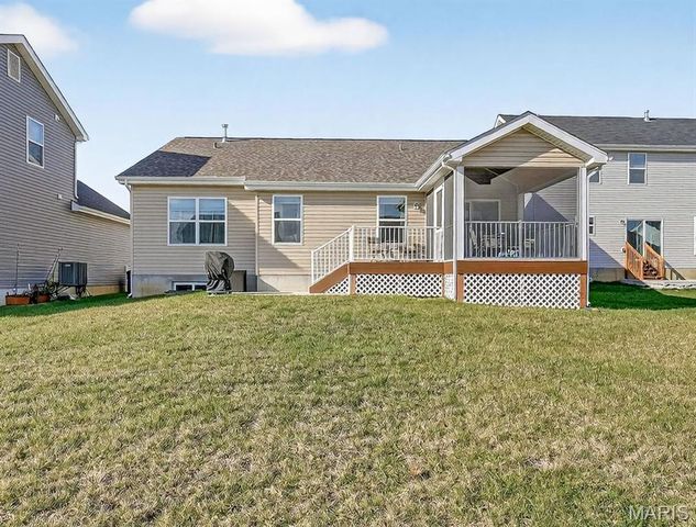 302 Freedom Drive, Foristell, MO 63348
