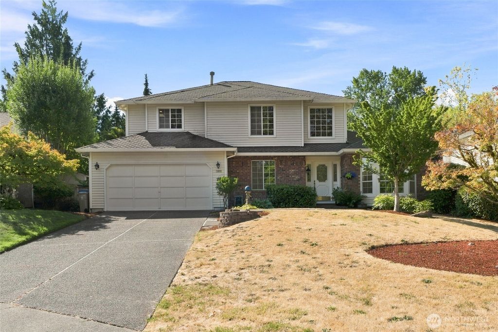 13011 SE 221st PL, Kent, WA 98031