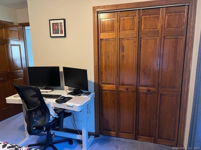 1302 Summer Hill Drive 1302, South Windsor, CT 06074