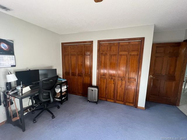 1302 Summer Hill Drive 1302, South Windsor, CT 06074