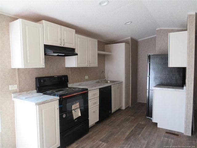 1638 Buzz Drive, Spring Lake, NC 28390