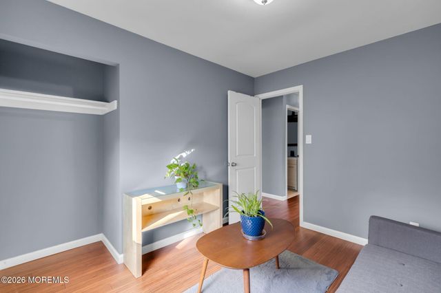 18 Mizzen Drive, Barnegat, NJ 08005