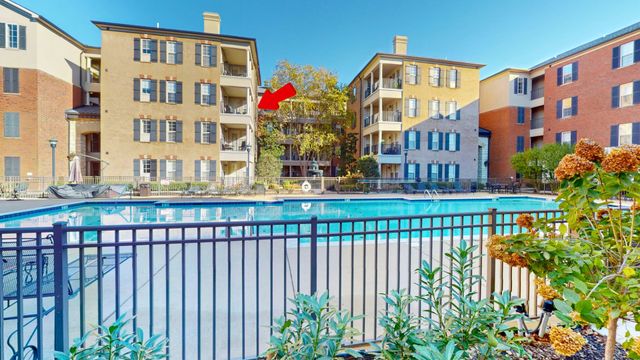 307 Seven Springs Way Apt 305, Brentwood, TN 37027