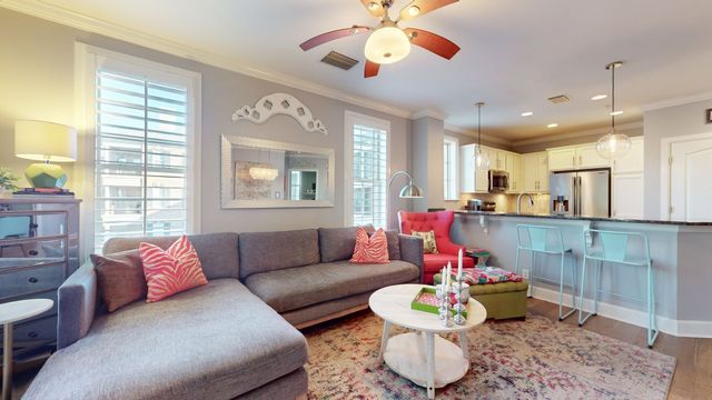 307 Seven Springs Way Apt 305, Brentwood, TN 37027