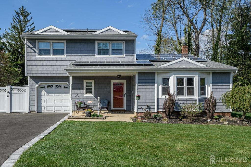 37 Helena Street, East Brunswick, NJ 08816