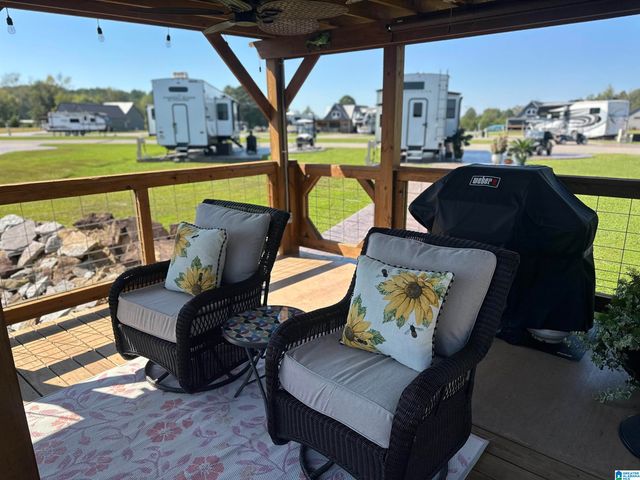 67 COUNTY ROAD 2037, Crane Hill, AL 35053