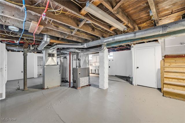 15008 Sylvia Avenue, Cleveland, OH 44110